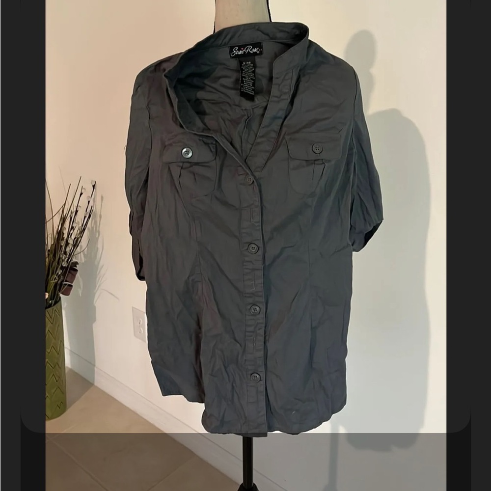 Y2K Susie rose medium gray button down 760
